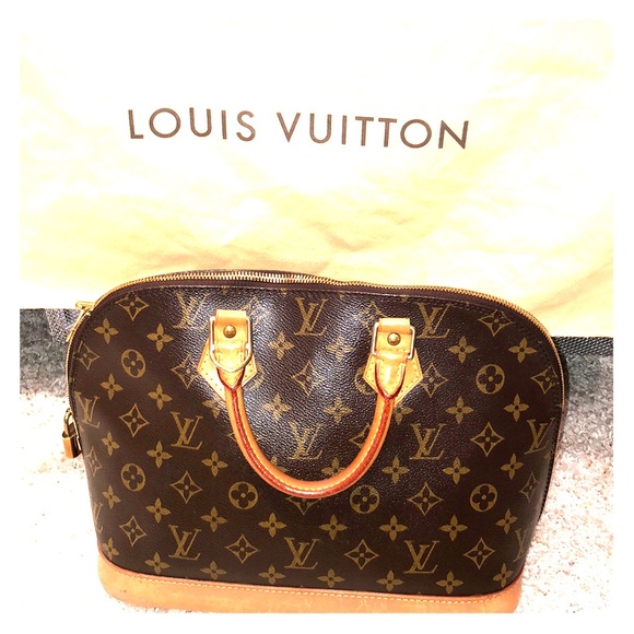 Louis Vuitton Handbags - Louis Vuitton Alma Bag